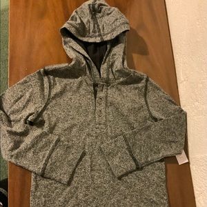 Sonoma Size 5 gray hooded Henley NWT